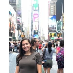 Meet your Posher, Briana